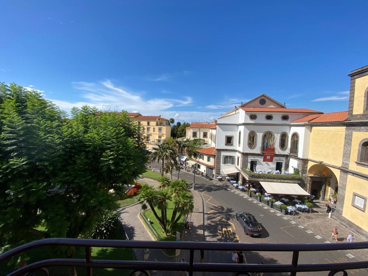 Grata Hospes Sorrento - Boutique House - Rooftop Deck - Bbq Bagian luar foto